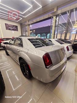 كرايسلر 300